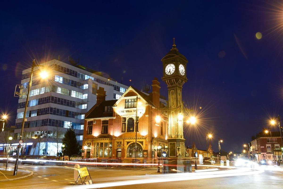 Stylish Jewellery Quarter Apartment Sleeps 4 Birmingham Exterior photo