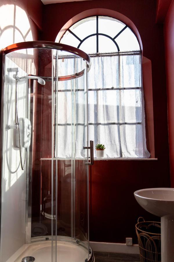 Stylish Jewellery Quarter Apartment Sleeps 4 Birmingham Exterior photo